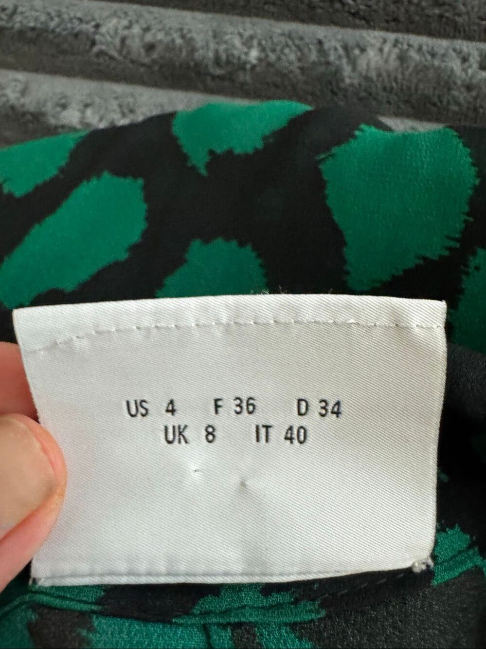 Akris Punto Womens Green and Black Animal Print Chiffon Midi Dress Size 4 - Picture 5 of 5